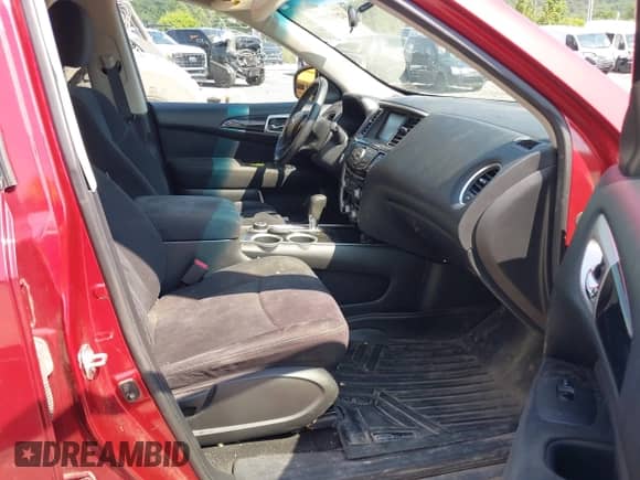 2013 Nissan Pathfinder SL with VIN 5N1AR2MM1DC631813, listed as a IAAI auction lot 42912893 with 243,726 mi miles and . Bid and sale history available at DreamBid. Image 5.