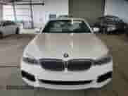2017 BMW 5 Series 540i с VIN WBAJE5C35HG916469, выставлен на аукционе Copart как лот 82282205 с пробегом 25 241 миль миль и Списание • Salvage title. История ставок и продаж доступна на DreamBid. Изображение 5.
