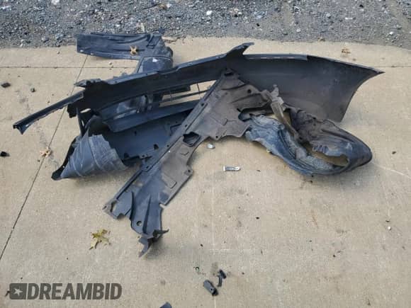 2004 Honda Accord LX с VIN 1HGCM56404A156131, выставлен на аукционе Copart как лот 80216685 с пробегом 324 893 миль миль и Списание • Salvage title. История ставок и продаж доступна на DreamBid. Изображение 12.