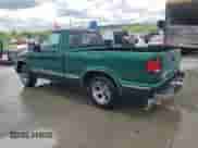1999 Chevrolet S-10 с VIN 1GCCS14XXX8197212, выставлен на аукционе Copart как лот 56590995 с пробегом 201 771 миль миль и Списание • Salvage title. История ставок и продаж доступна на DreamBid. Изображение 2.