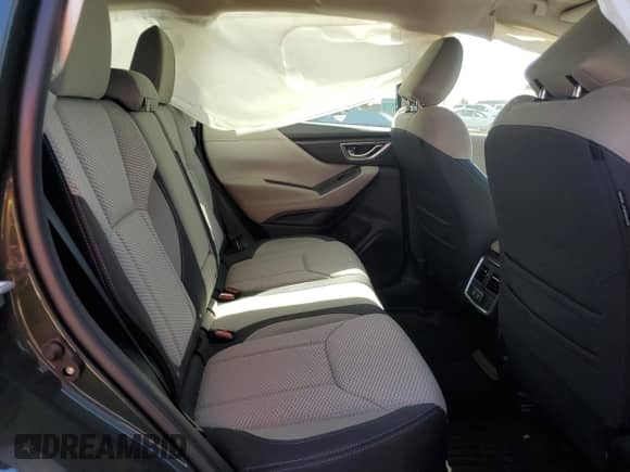 2023 Subaru Forester Premium с VIN JF2SKAEC9PH504782, выставлен на аукционе Copart как лот 85172155 с пробегом 46 922 миль миль и Списание • Salvage title. История ставок и продаж доступна на DreamBid. Изображение 10.