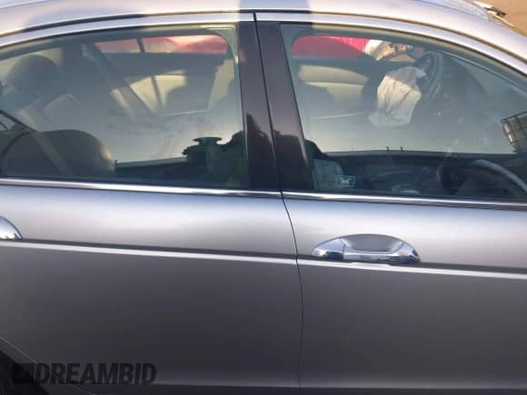 2010 Honda Accord EX с VIN 1HGCP3F75AA010728, выставлен на аукционе IAAI как лот 41984817 с пробегом 210 022 миль миль и . История ставок и продаж доступна на DreamBid. Изображение 14.