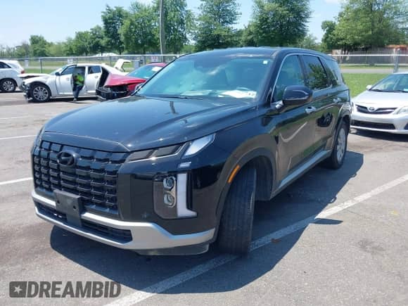 2023 Hyundai Palisade SE z VIN KM8R1DGE8PU504341, wystawiony jako IAAI lot #42582476 z przebiegiem 41 249 mil mil oraz . Historia ofert i sprzedaży dostępna na DreamBid. Obrazek 17.