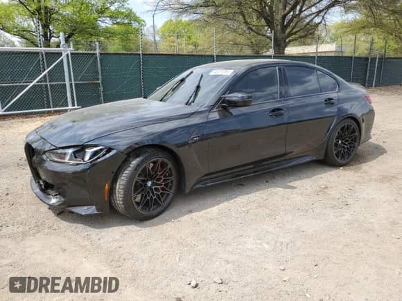 2025 BMW M3 z VIN WBS13HJ02SFU65199, wystawiony jako Copart lot #54021255 z przebiegiem 876 mil mil oraz Szkoda całkowita • Salvage title. Historia ofert i sprzedaży dostępna na DreamBid. Obrazek 1.