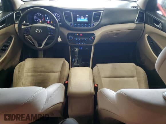 2017 Hyundai Tucson SE z VIN KM8J3CA48HU434147, wystawiony jako Copart lot #71637715 z przebiegiem 141 235 mil mil oraz Czysty tytuł • Clean title. Historia ofert i sprzedaży dostępna na DreamBid. Obrazek 8.