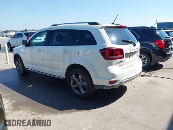 2016 Dodge Journey Crossroad with VIN 3C4PDDGG8GT113060, listed as a IAAI auction lot 43043593 with 110,721 mi miles and . Bid and sale history available at DreamBid. Image 3.