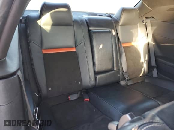 2008 Dodge Challenger SRT-8 z VIN 2B3LJ74WX8H302700, wystawiony jako Copart lot #80105315 z przebiegiem 157 491 mil mil oraz Szkoda całkowita • Salvage title. Historia ofert i sprzedaży dostępna na DreamBid. Obrazek 10.