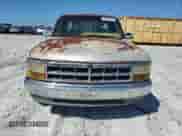 1994 Dodge Dakota z VIN 1B7GL23Y6RS602230, wystawiony jako Copart lot #65988615 z przebiegiem 224 632 mil mil oraz Czysty tytuł • Clean title. Historia ofert i sprzedaży dostępna na DreamBid. Obrazek 5.