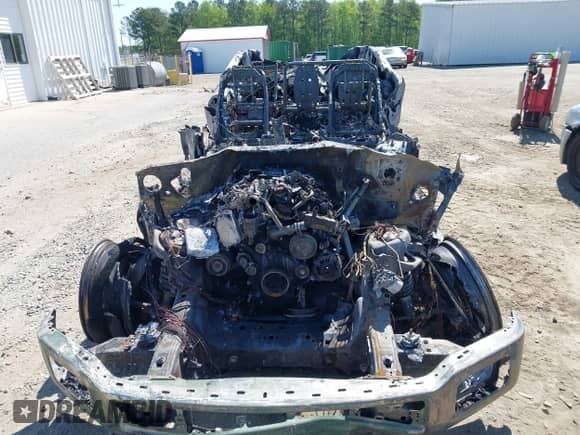 2018 Ford F-150 XL z VIN 1FTEW1EP2JFA87561, wystawiony jako IAAI lot #42058424 z przebiegiem Nie podano mil oraz . Historia ofert i sprzedaży dostępna na DreamBid. Obrazek 11.