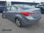 2013 Hyundai Elantra GLS z VIN KMHDH4AE8DU785602, wystawiony jako IAAI lot #42981141 z przebiegiem 109 129 mil mil oraz . Historia ofert i sprzedaży dostępna na DreamBid. Obrazek 3.