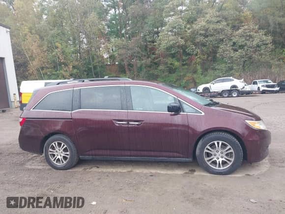 2011 Honda Odyssey EX с VIN 5FNRL5H47BB003758, выставлен на аукционе IAAI как лот 43427157 с пробегом 207 113 миль миль и . История ставок и продаж доступна на DreamBid. Изображение 13.