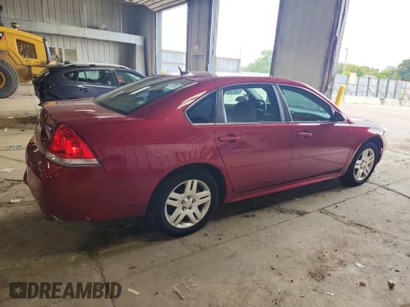 2015 Chevrolet Impala LT with VIN 2G1WB5E33F1162618, listed as a Copart auction lot 81429325 with 124,371 mi miles and Clean title. Bid and sale history available at DreamBid. Image 3.