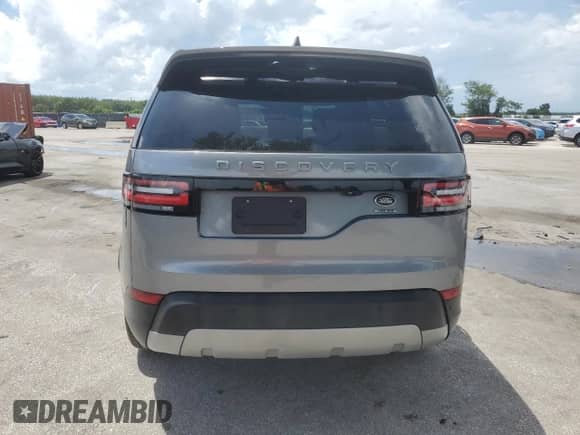 2020 Land Rover Discovery HSE z VIN SALRR2RV5L2416795, wystawiony jako Copart lot #60118085 z przebiegiem 62 213 mil mil oraz Nie do naprawy • Non repairable. Historia ofert i sprzedaży dostępna na DreamBid. Obrazek 6.