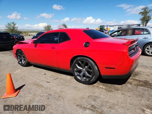 2019 Dodge Challenger R/T with VIN 2C3CDZBT6KH641783, listed as a Copart auction lot 84440035 with 105,290 mi miles and Salvage title. Bid and sale history available at DreamBid. Image 2.