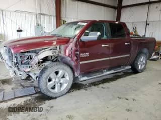 2018 Ram 1500 Big Horn z VIN 1C6RR7LM4JS226849, wystawiony jako Copart lot #45595785 z przebiegiem 100 412 mil mil oraz Szkoda całkowita • Salvage title. Historia ofert i sprzedaży dostępna na DreamBid. Obrazek 1.