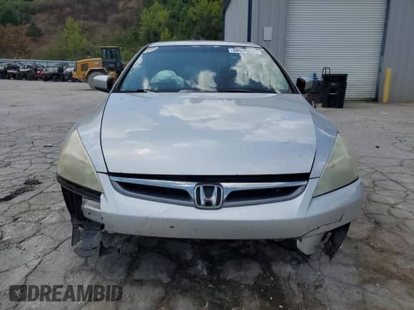2006 Honda Accord LX z VIN 1HGCM66356A000862, wystawiony jako Copart lot #68515695 z przebiegiem 211 489 mil mil oraz Szkoda całkowita • Salvage title. Historia ofert i sprzedaży dostępna na DreamBid. Obrazek 5.