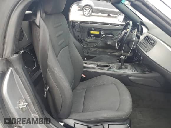 2007 BMW Z4 3.0i with VIN 4USBU33577LW59993, listed as a Copart auction lot 68532065 with 198,631 mi miles and Salvage title. Bid and sale history available at DreamBid. Image 10.