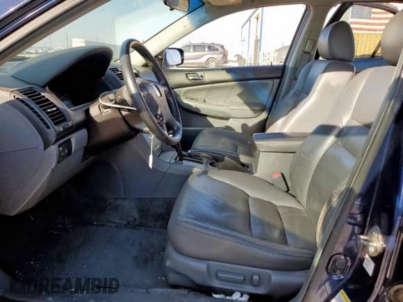 2005 Honda Accord EX-L with VIN 1HGCM66595A045982, listed as a Copart auction lot 86124455 with 156,250 mi miles and Salvage title. Bid and sale history available at DreamBid. Image 7.