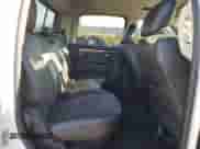 2017 Ram 1500 Night z VIN 1C6RR7MT6HS738533, wystawiony jako Copart lot #70002535 z przebiegiem 137 971 mil mil oraz Czysty tytuł • Clean title. Historia ofert i sprzedaży dostępna na DreamBid. Obrazek 10.