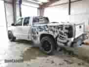 2005 GMC Sierra 1500 SLE z VIN 1GTEK19Z25Z266873, wystawiony jako Copart lot #81870355 z przebiegiem 148 483 mil mil oraz Szkoda całkowita • Salvage title. Historia ofert i sprzedaży dostępna na DreamBid. Obrazek 2.