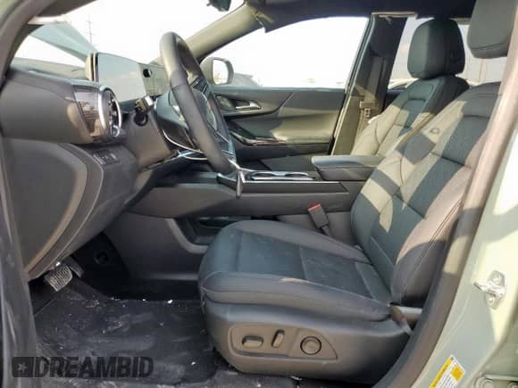 2025 Chevrolet Equinox FWD LT with VIN 3GNAXHEG7SL188792, listed as a Copart auction lot 81308925 with 14,748 mi miles and Salvage title. Bid and sale history available at DreamBid. Image 7.