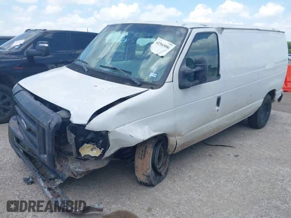 2008 Ford Econoline Cargo Commercial with VIN 1FTSE34L48DA95375, listed as a IAAI auction lot 42565086 with 276,878 mi miles and . Bid and sale history available at DreamBid. Image 2.