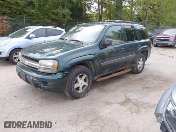 2005 Chevrolet TrailBlazer LS с VIN 1GNDT13S452162342, выставлен на аукционе IAAI как лот 43237052 с пробегом 152 079 миль миль и . История ставок и продаж доступна на DreamBid. Изображение 2.