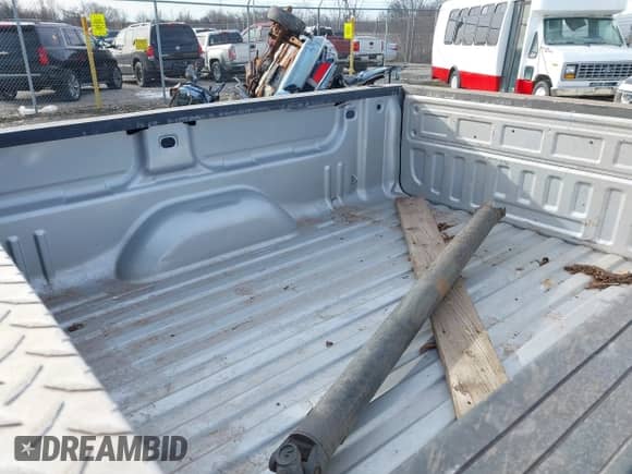 2015 GMC Sierra 1500 с VIN 1GTN2TEC9FZ283085, выставлен на аукционе IAAI как лот 41441216 с пробегом 184 219 миль миль и . История ставок и продаж доступна на DreamBid. Изображение 8.