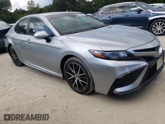 2023 Toyota Camry SE z VIN 4T1G11AK4PU187162, wystawiony jako Copart lot #70988945 z przebiegiem 41 129 mil mil oraz Szkoda całkowita • Salvage title. Historia ofert i sprzedaży dostępna na DreamBid. Obrazek 4.