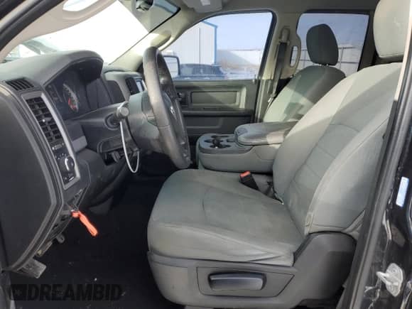 2016 Ram 1500 Tradesman z VIN 1C6RR7FG0GS304106, wystawiony jako Copart lot #44371585 z przebiegiem 128 368 mil mil oraz Szkoda całkowita • Salvage title. Historia ofert i sprzedaży dostępna na DreamBid. Obrazek 7.