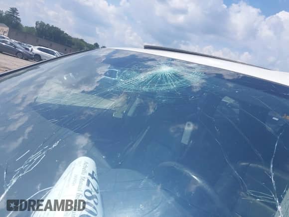 2017 Honda Pilot EX-L with VIN 5FNYF6H77HB017722, listed as a IAAI auction lot 42800151 with 94,457 mi miles and . Bid and sale history available at DreamBid. Image 6.