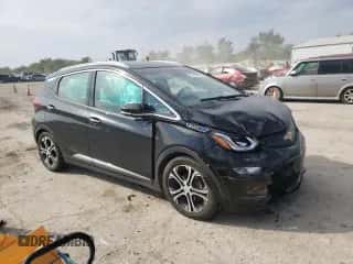 2020 Chevrolet Bolt EV Premier z VIN 1G1FZ6S09L4121096, wystawiony jako Copart lot #70947473 z przebiegiem 20 242 mil mil oraz . Historia ofert i sprzedaży dostępna na DreamBid. Obrazek 4.