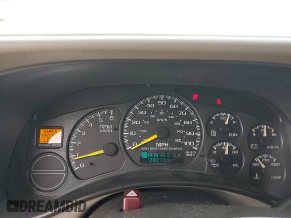 2000 Chevrolet Suburban LT z VIN 3GNFK16T0YG201987, wystawiony jako Copart lot #52521885 z przebiegiem 282 794 mil mil oraz Szkoda całkowita • Salvage title. Historia ofert i sprzedaży dostępna na DreamBid. Obrazek 9.