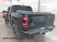 2020 Ram 1500 Rebel z VIN 1C6SRFLT7LN187484, wystawiony jako IAAI lot #42496264 z przebiegiem 80 426 mil mil oraz . Historia ofert i sprzedaży dostępna na DreamBid. Obrazek 3.