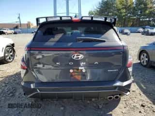 2024 Hyundai Kona N Line с VIN KM8HACA3XRU069998, выставлен на аукционе Copart как лот 77043434 с пробегом 5 459 миль миль и Списание • Salvage title. История ставок и продаж доступна на DreamBid. Изображение 6.