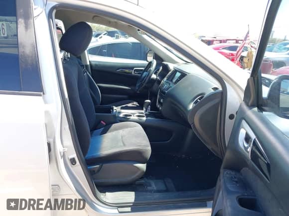 2013 Nissan Pathfinder SV с VIN 5N1AR2MN5DC618264, выставлен на аукционе IAAI как лот 42906573 с пробегом 151 137 миль миль и . История ставок и продаж доступна на DreamBid. Изображение 5.