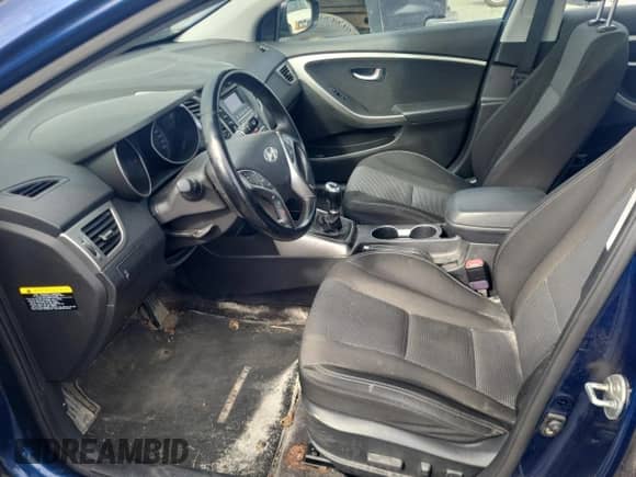 2013 Hyundai Elantra z VIN KMHD35LE8DU113296, wystawiony jako Copart lot #81550925 z przebiegiem 106 838 mil mil oraz Czysty tytuł • Clean title. Historia ofert i sprzedaży dostępna na DreamBid. Obrazek 7.