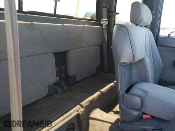 1997 Toyota Tacoma z VIN 4TAWN72N2VZ272710, wystawiony jako Copart lot #66575845 z przebiegiem 276 169 mil mil oraz Czysty tytuł • Clean title. Historia ofert i sprzedaży dostępna na DreamBid. Obrazek 10.