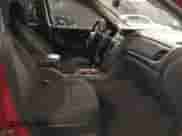 2014 Chevrolet Traverse LT z VIN 1GNKVGKD3EJ311157, wystawiony jako IAAI lot #43430340 z przebiegiem 229 782 mil mil oraz . Historia ofert i sprzedaży dostępna na DreamBid. Obrazek 5.