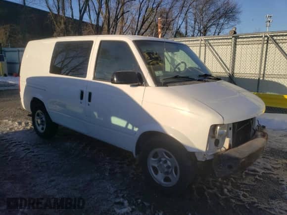 2005 Chevrolet Astro Cargo with VIN 1GCDM19X05B119268, listed as a Copart auction lot 48266825 with 240,492 mi miles and Clean title. Bid and sale history available at DreamBid. Image 4.