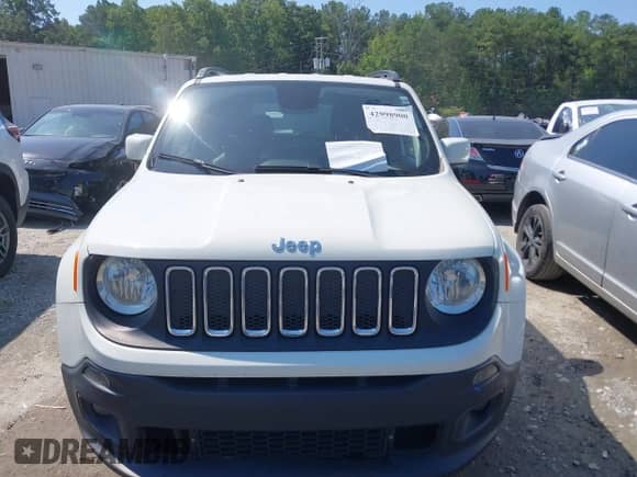 2018 Jeep Renegade Latitude with VIN ZACCJABB0JPH75926, listed as a IAAI auction lot 42998900 with 134,013 mi miles and . Bid and sale history available at DreamBid. Image 12.