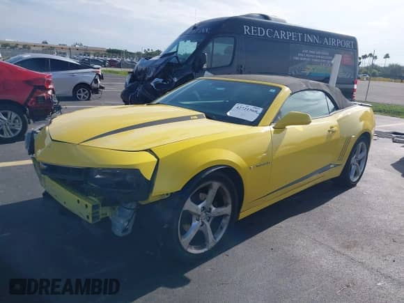 2015 Chevrolet Camaro LT z VIN 2G1FD3D35F9293759, wystawiony jako IAAI lot #42721568 z przebiegiem 96 958 mil mil oraz . Historia ofert i sprzedaży dostępna na DreamBid. Obrazek 17.