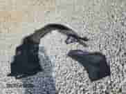 2019 Toyota Corolla LE z VIN 5YFBURHE4KP857447, wystawiony jako Copart lot #70769985 z przebiegiem 104 352 mil mil oraz Szkoda całkowita • Salvage title. Historia ofert i sprzedaży dostępna na DreamBid. Obrazek 12.