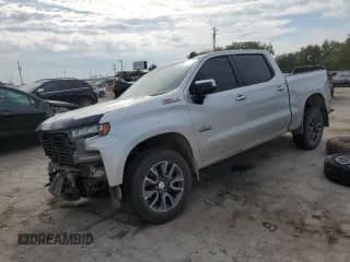 2021 Chevrolet Silverado 1500 LT z VIN 3GCUYDET5MG449602, wystawiony jako Copart lot #85567675 z przebiegiem 113 291 mil mil oraz Szkoda całkowita • Salvage title. Historia ofert i sprzedaży dostępna na DreamBid. Obrazek 1.