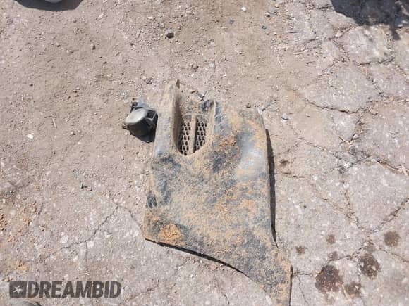 2014 Nissan Maxima SV z VIN 1N4AA5AP1EC910231, wystawiony jako IAAI lot #42964876 z przebiegiem 203 603 mil mil oraz . Historia ofert i sprzedaży dostępna na DreamBid. Obrazek 12.