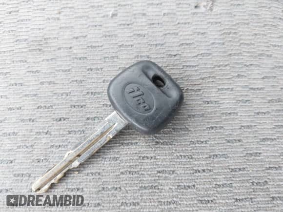 2004 Toyota Camry LE with VIN 4T1BE32K24U939042, listed as a IAAI auction lot 42324099 with 151,784 mi miles and . Bid and sale history available at DreamBid. Image 11.