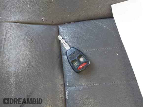 2005 Dodge Dakota with VIN 1D3HW58N25S295524, listed as a IAAI auction lot 41882204 with 216,659 mi miles and . Bid and sale history available at DreamBid. Image 11.