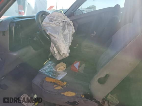 1995 Dodge 1500 with VIN 1B7HF16Y7SS103170, listed as a Copart auction lot 71487015 with 164,080 mi miles and Salvage title. Bid and sale history available at DreamBid. Image 7.