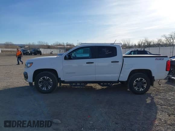 2021 Chevrolet Colorado 4WD Z71 z VIN 1GCGTDEN3M1234781, wystawiony jako IAAI lot #41086044 z przebiegiem 45 010 mil mil oraz . Historia ofert i sprzedaży dostępna na DreamBid. Obrazek 15.