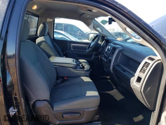 2018 Ram 1500 Tradesman с VIN 3C6JR6DG8JG234511, выставлен на аукционе Copart как лот 46641795 с пробегом 67 935 миль миль и Списание • Salvage title. История ставок и продаж доступна на DreamBid. Изображение 10.